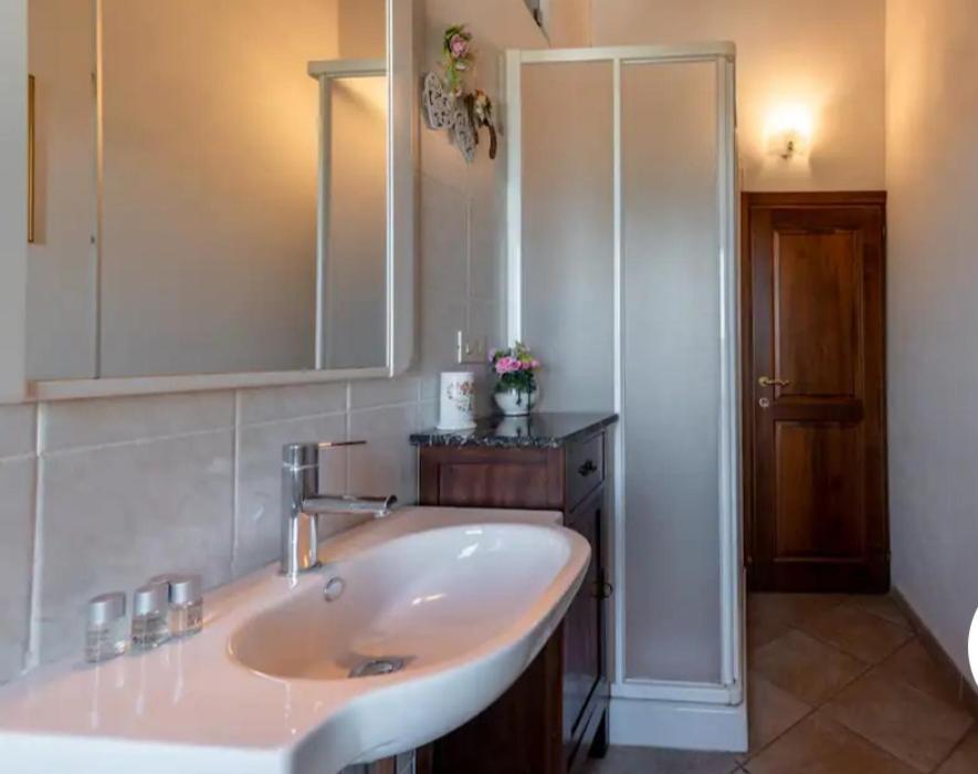 Il Leccio - Casa Toscana San Gimignano Гамбасси-Терме Экстерьер фото